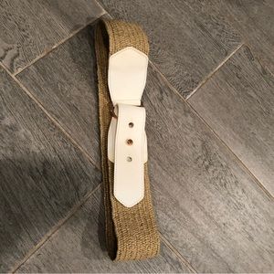 Women’s straw/white adjustable belt